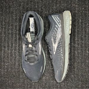 Brooks Ghost 13 Men's Running Shoes Sneakers Black Lace Up Size 10 D 1103481D053